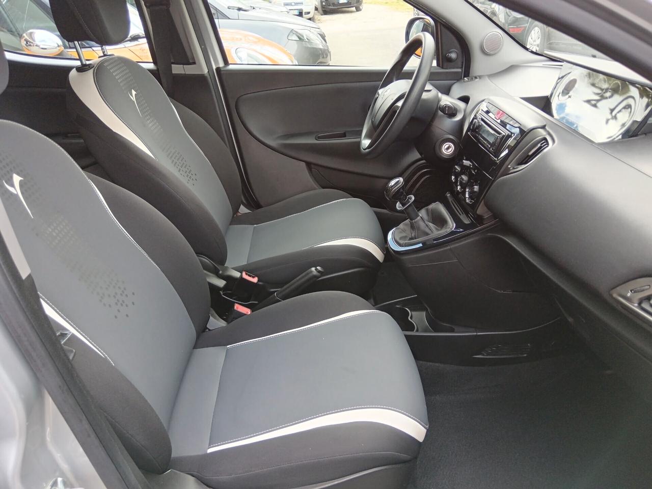 Lancia Ypsilon 1.2 69 CV ELEFANTINO SOLI 45000KM