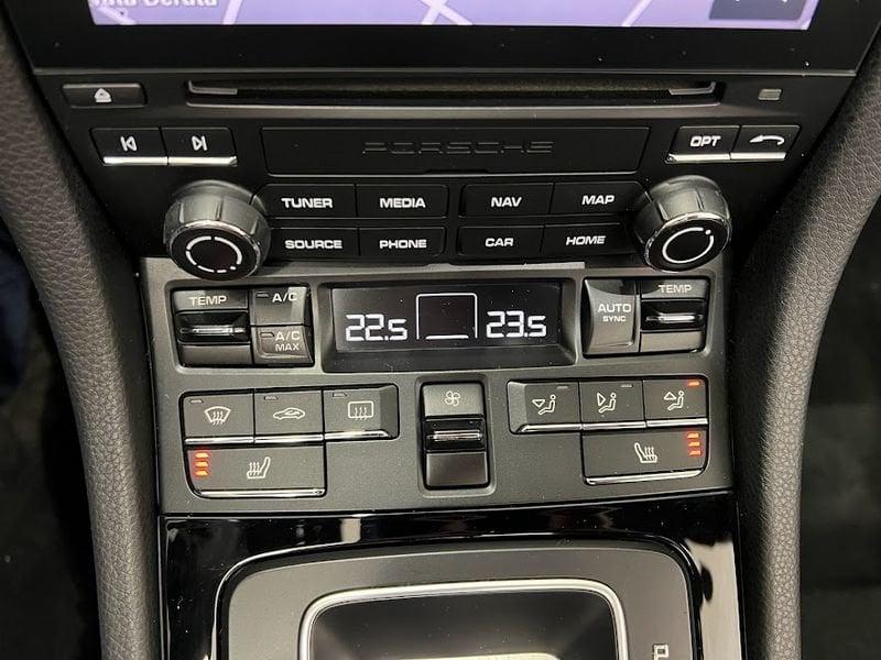 Porsche 718 Boxster 2.5 S PDK