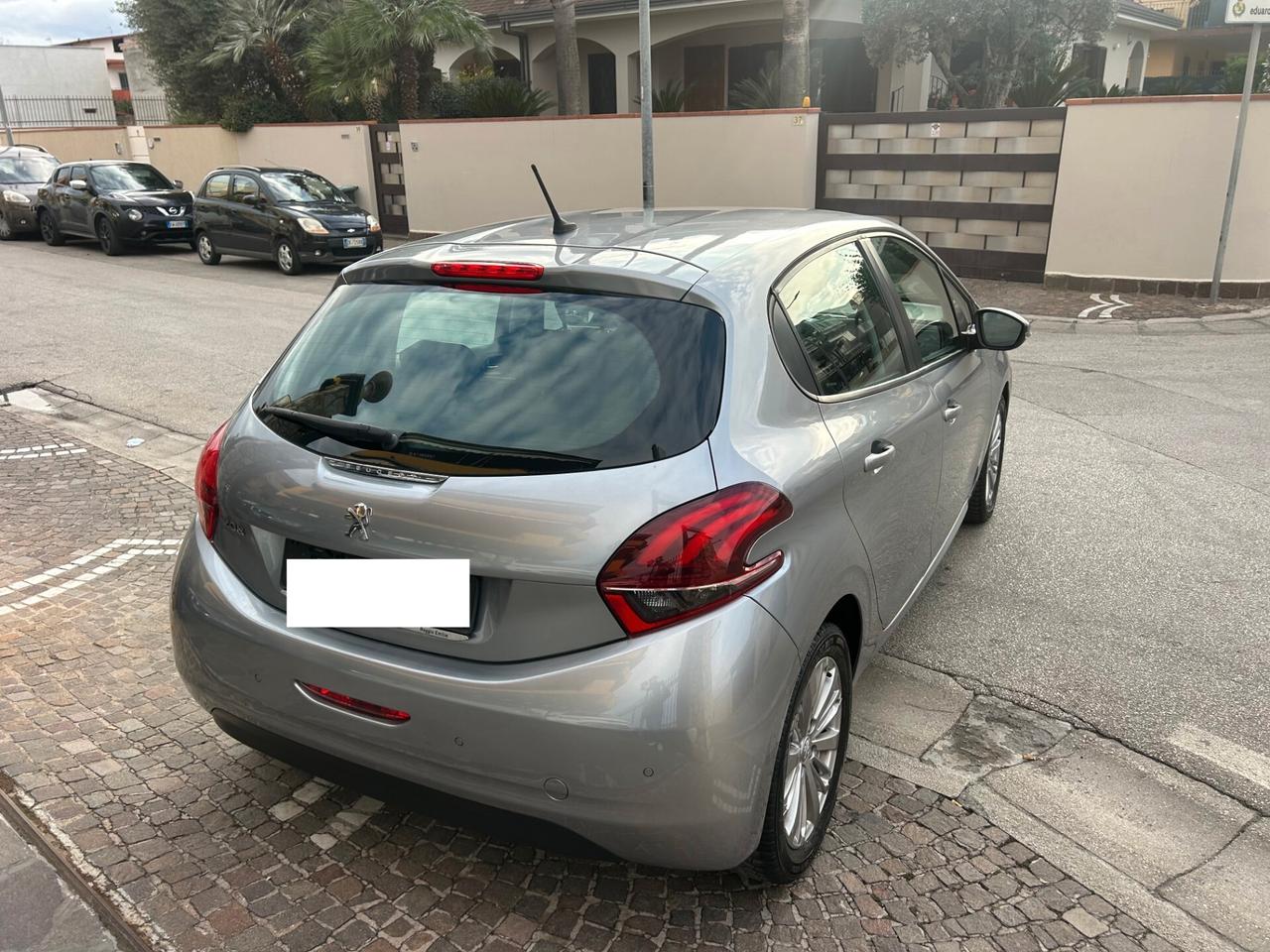 Peugeot 208 PureTech 82 Stop&Start 5 porte Allure