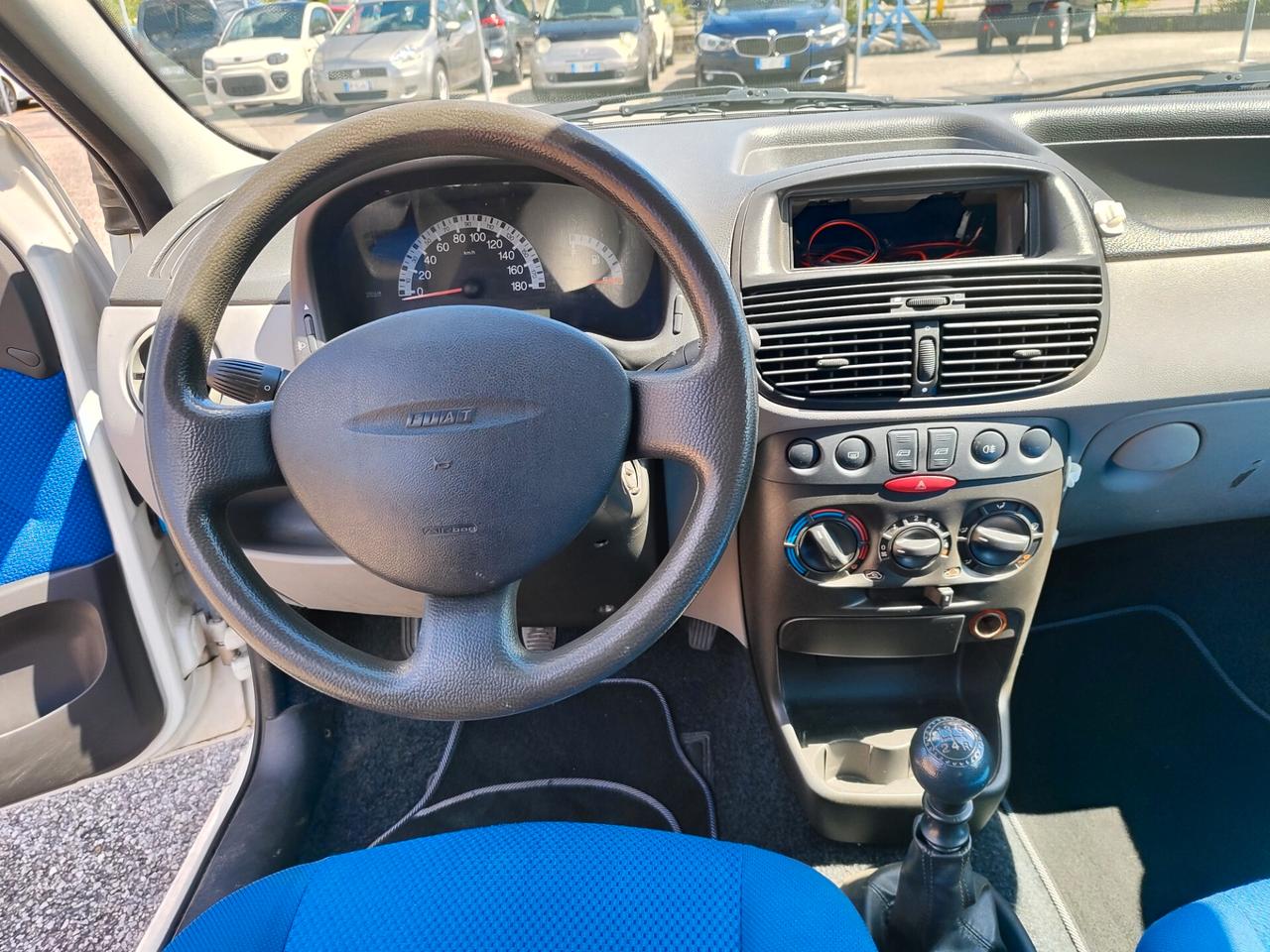 Fiat Punto 1.2i cat 3 porte