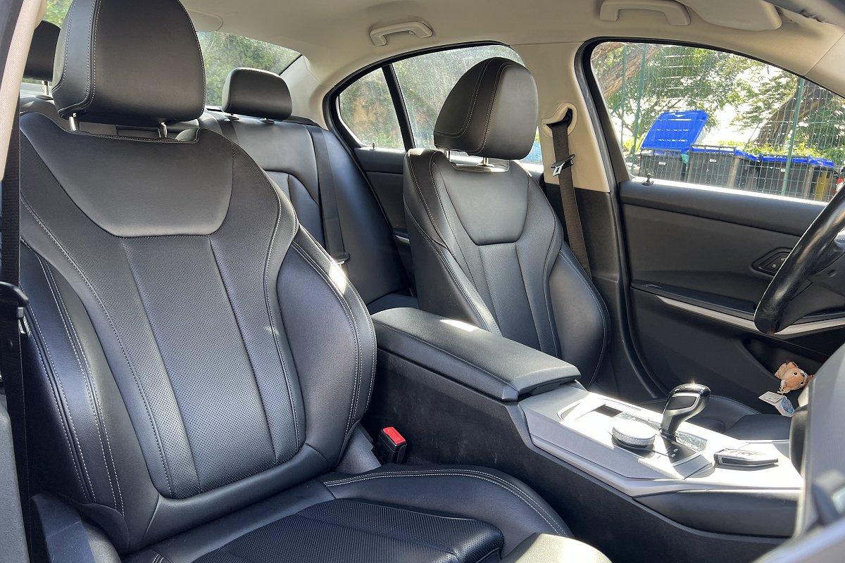 BMW 318d 48V Business Advantage