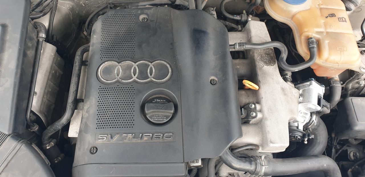 Audi A4 1.8 20V cat quattro Ambition