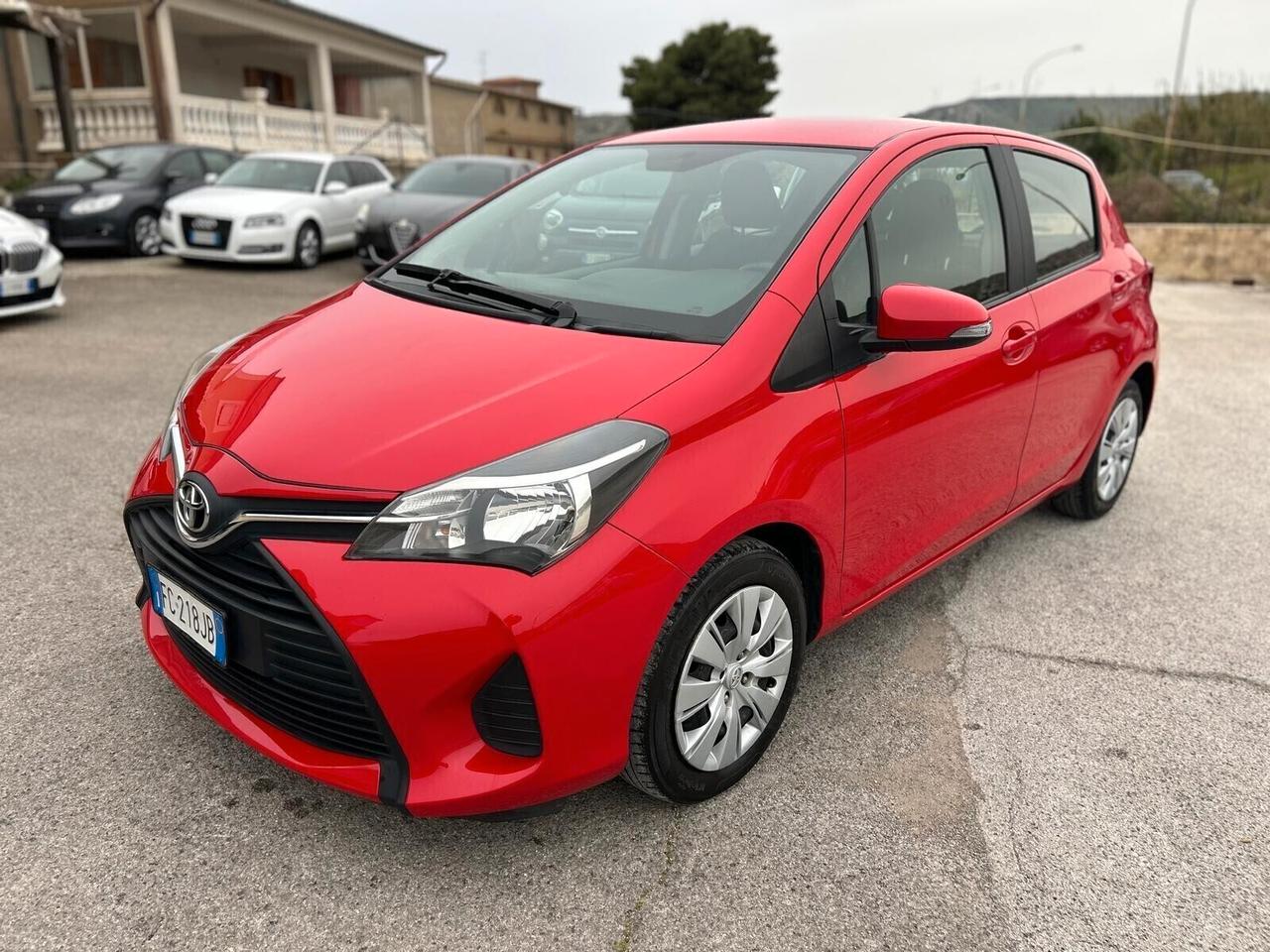 Toyota Yaris 1.4 D-4D 5 porte Lounge