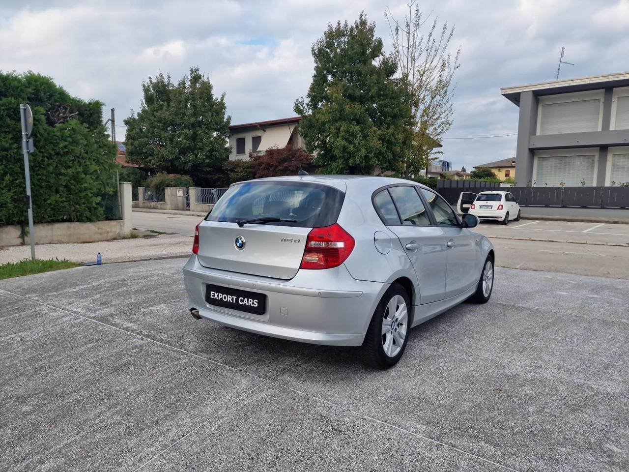 BMW Serie 1 118d 2.0 143CV Futura 5 porte – Anno 2011