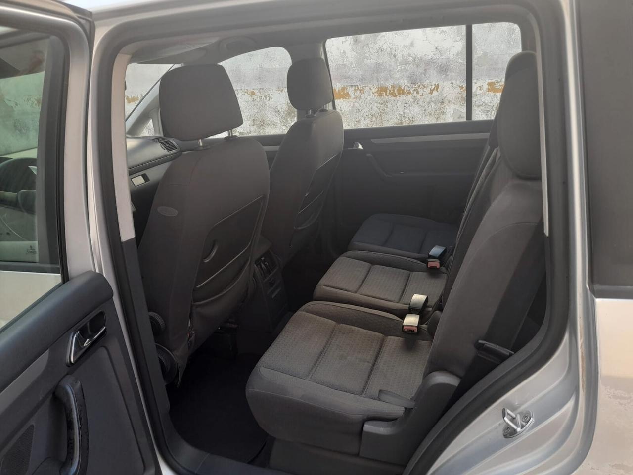 Volkswagen Touran 2.0cc diesel(PRIVATO)-2004