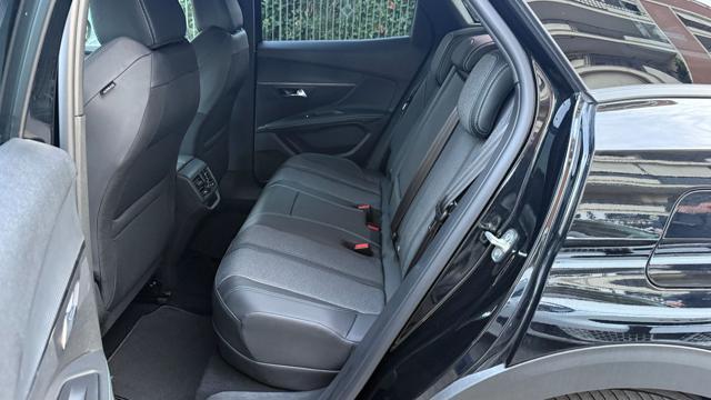 PEUGEOT 3008 HYBRID 180 e-EAT8 ALLURE PACK*24M.G.*