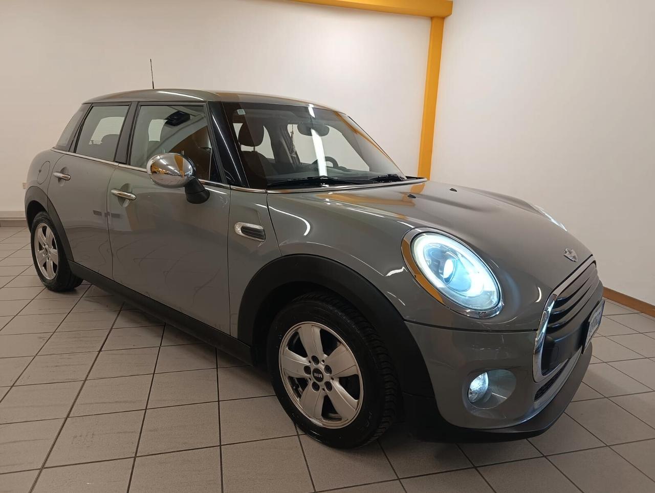 Mini One 5 porte 102cv