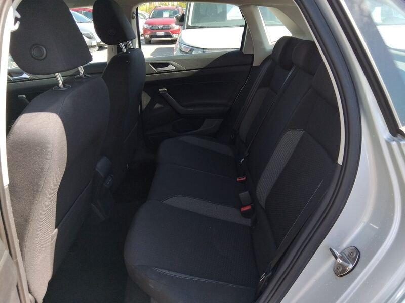Volkswagen Polo VI 2022 1.0 tsi Style 95cv
