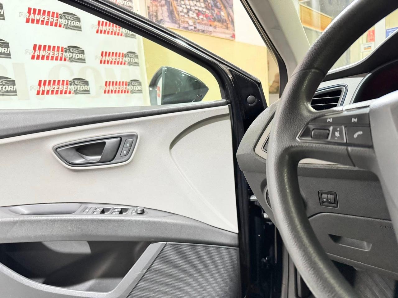 Seat Leon 1.6 TDI 105 CV 5p. Style