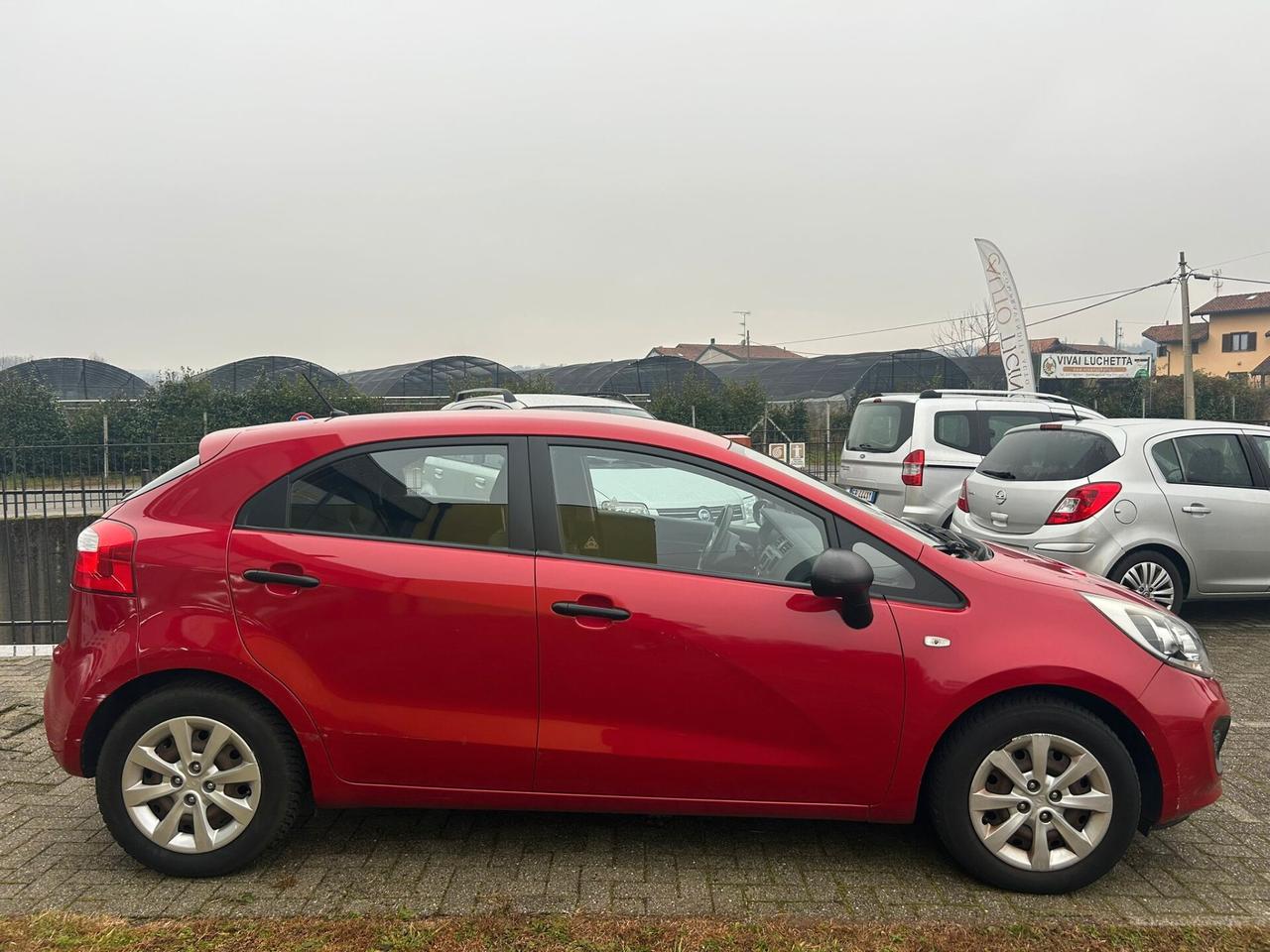 Kia Rio 1.1 CRDi WGT 5p. EX