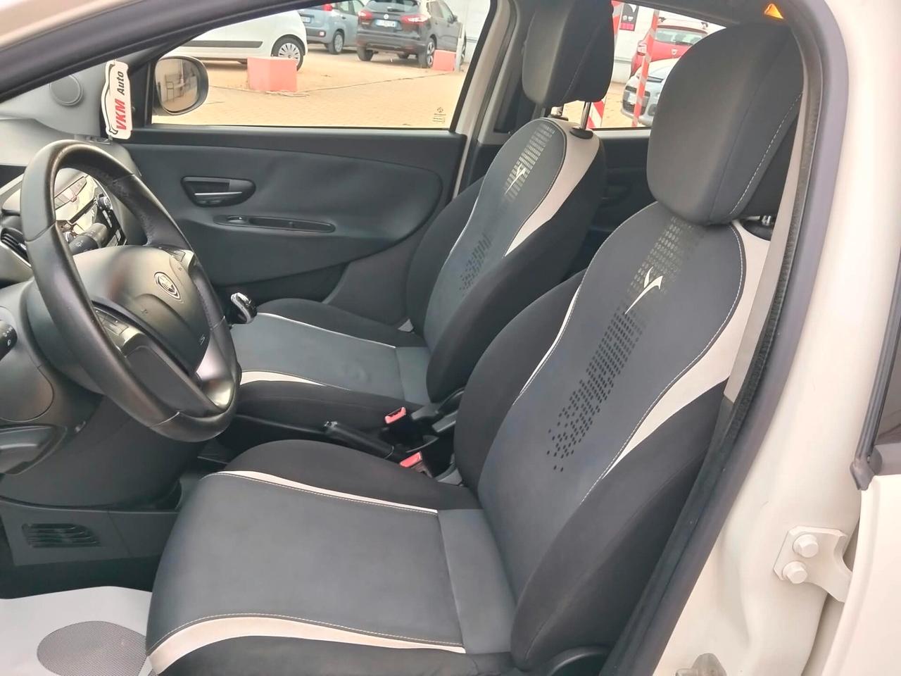 Lancia Ypsilon 1.3 MJT 16V 95 CV GARANTITA