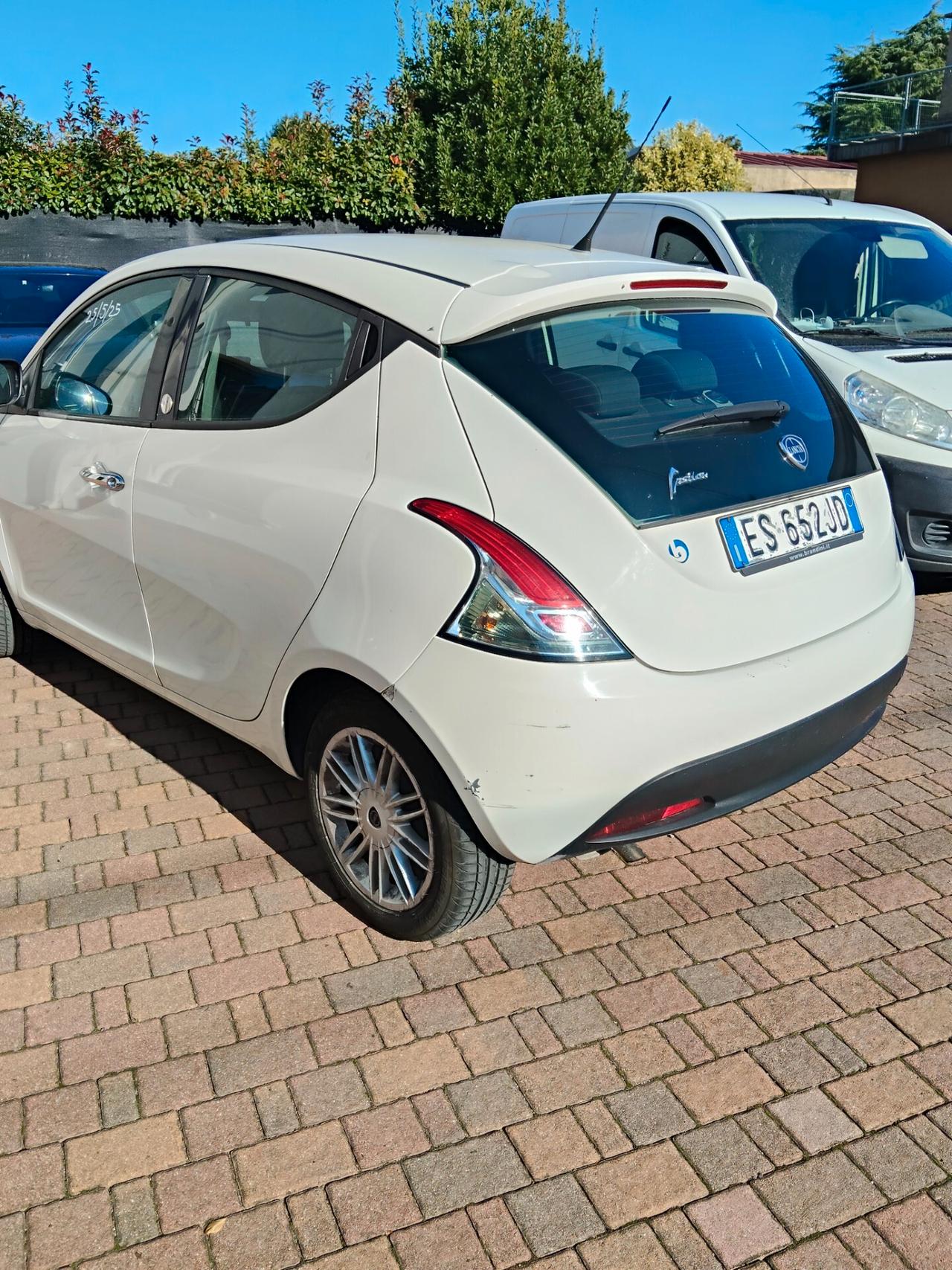 Lancia Ypsilon 1.2 69 CV 5 porte GPL Ecochic