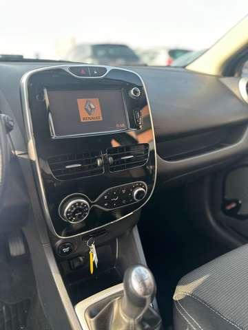 Renault Clio Clio 1.2 Intens 75cv E6
