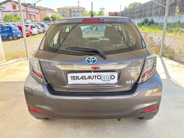 TOYOTA Yaris 1.5 Hybrid 5 porte Lounge AUTOMATICA OK NEOPATENTA
