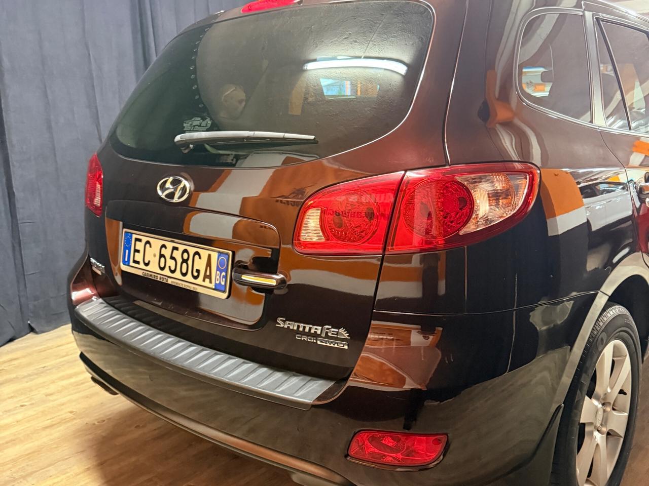 INCREDIBILE HYUNDAI SANTA FE CRDi UNICO PROPRIETARIO CON SOLI 49.492 KM