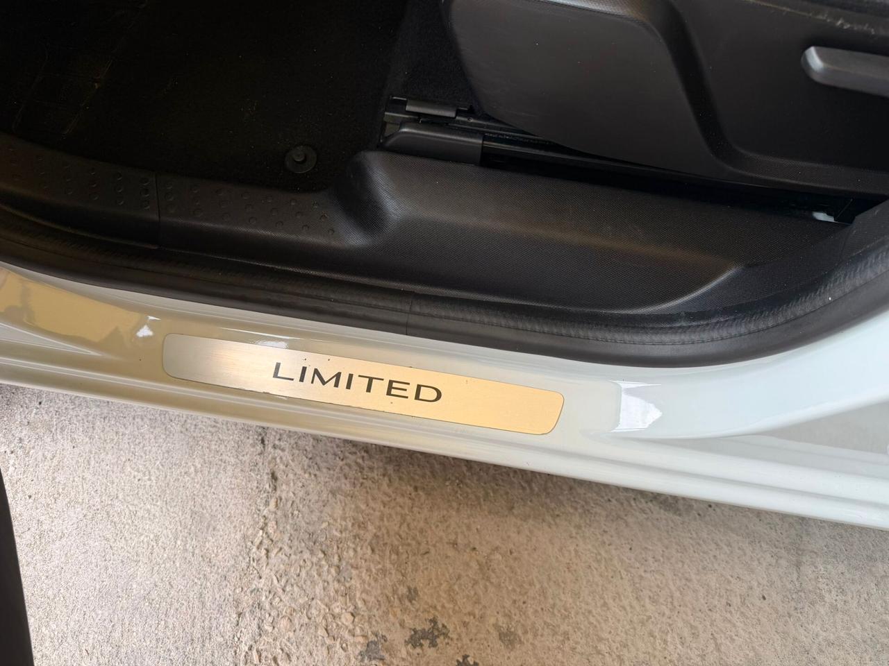 Renault Twingo 1.0c benzina 12 mesi garanzia-2019