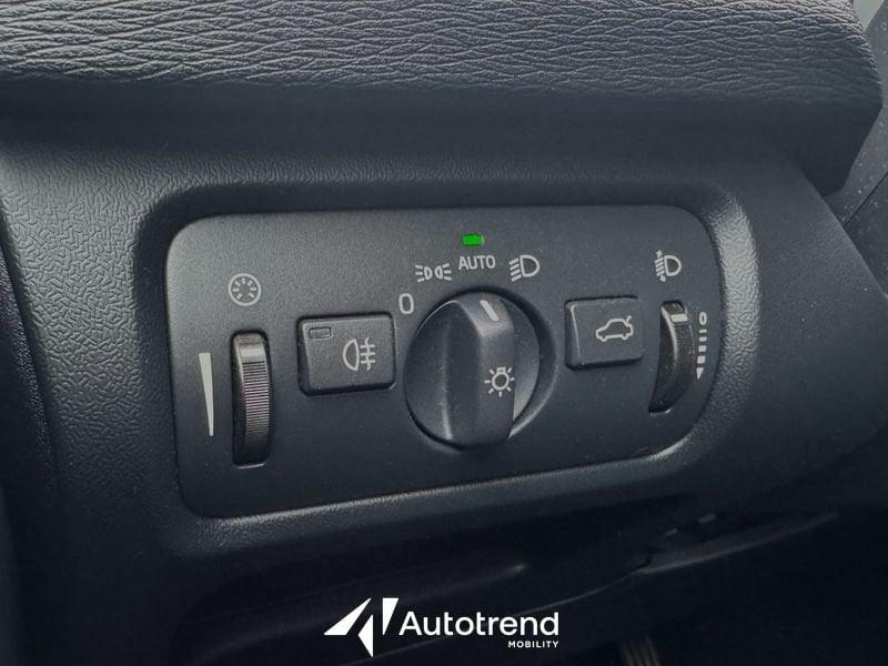 Volvo V40 D2 120 CV NAVI Business