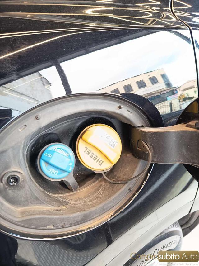 JAGUAR E-Pace 2.0D 150 CV AWD R-Dynamic