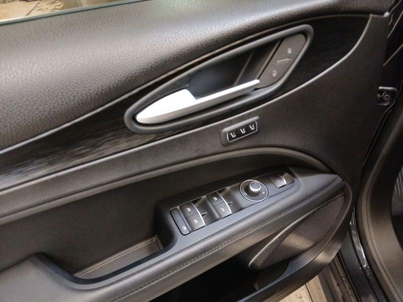 Alfa Romeo Stelvio 2.2 t Executive Q4 210cv auto my19