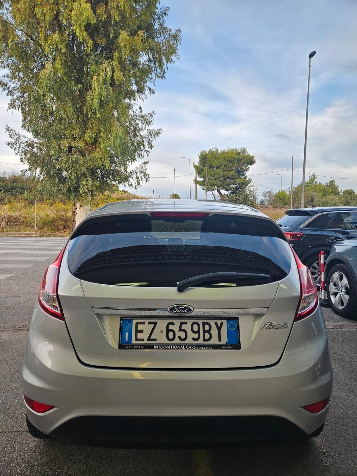 Ford Fiesta 5p. 1.4 BENZ/GPL Titanium 95cv