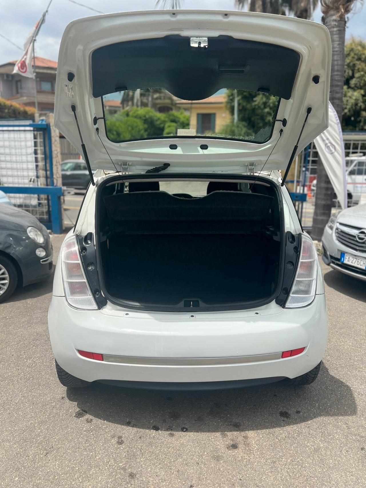 Lancia Ypsilon 1.4 Platino Ecochic GPL