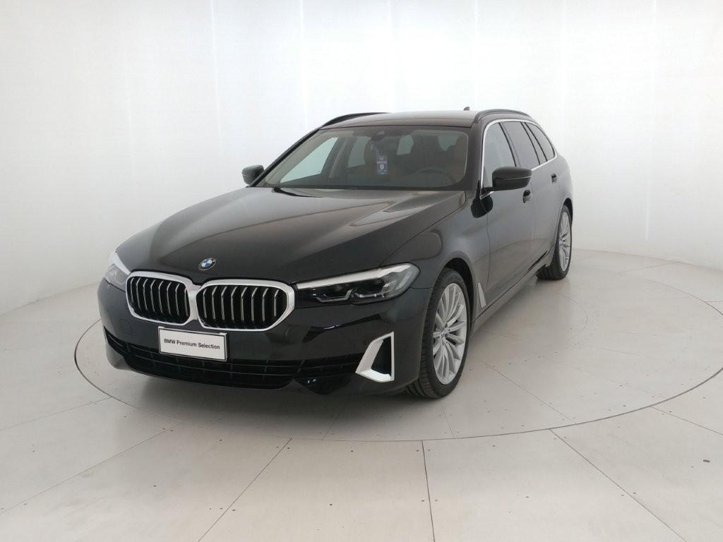 BMW Serie 5 Touring 520 d Mild Hybrid 48V Luxury xDrive Steptronic