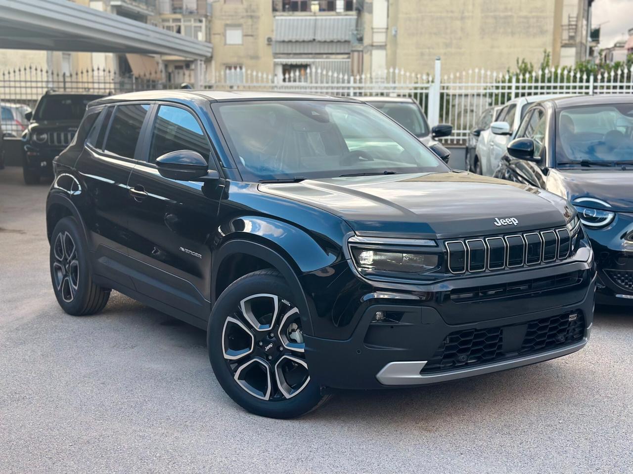 Jeep Avenger 1.2 E-Hybrid Summit Automatica KM 0