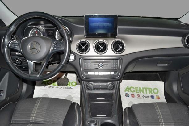 Mercedes-Benz cla 200d