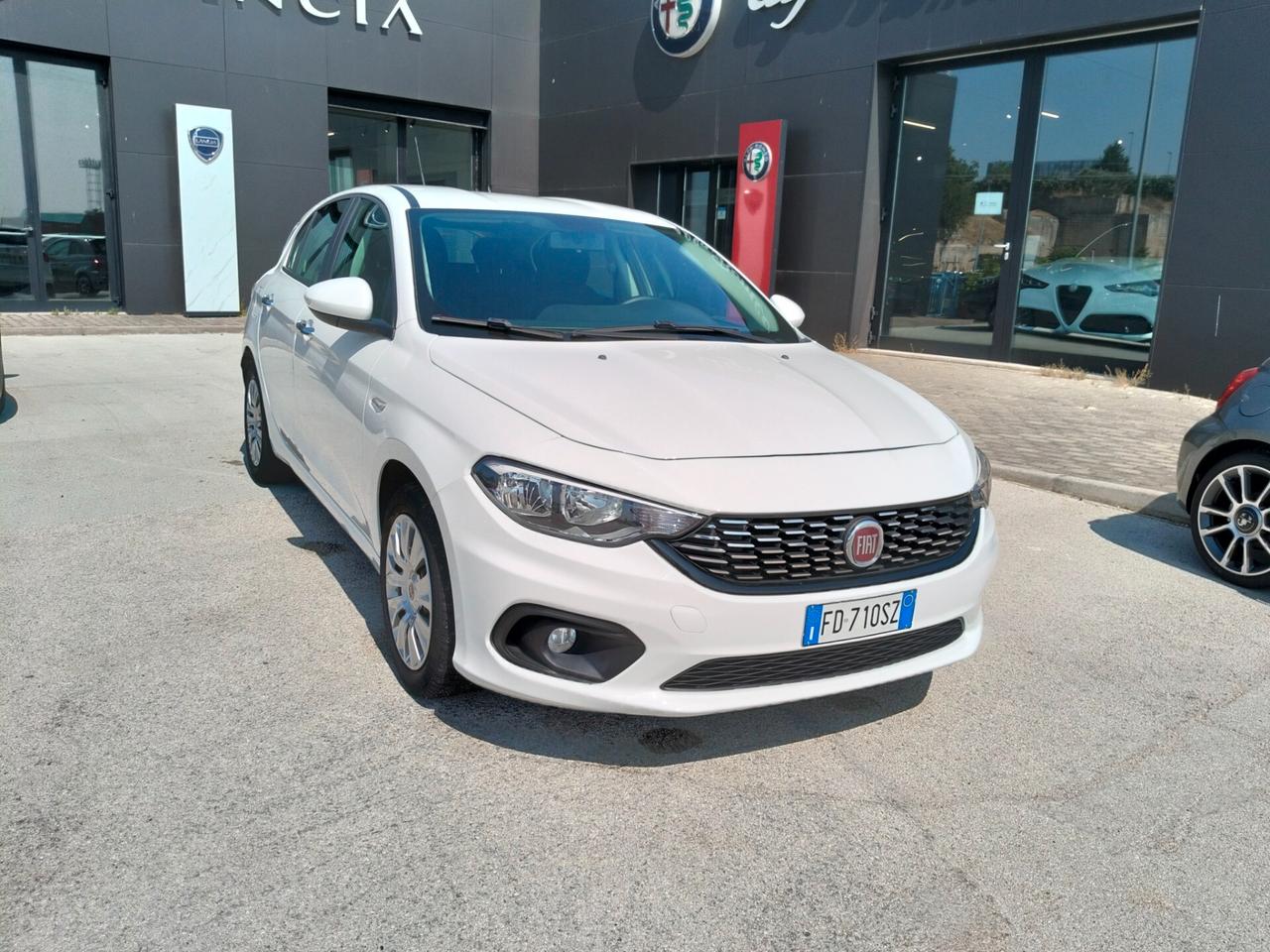 Fiat Tipo 1.6 Mjt S&S 5 porte Easy
