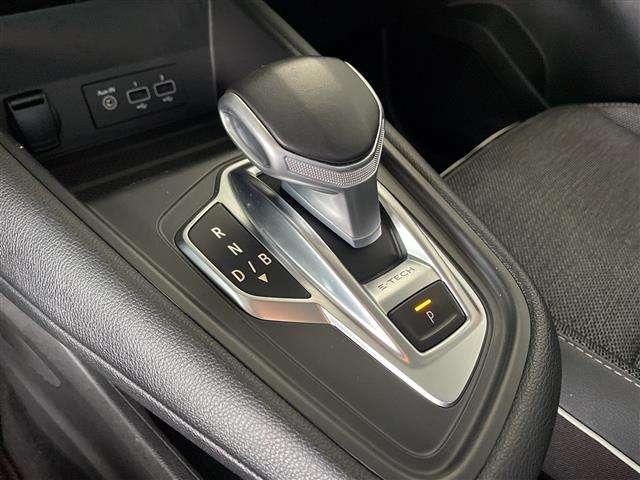 Renault Captur 1.6 E-TECH Plug-in Hybrid 160cv Intens Auto