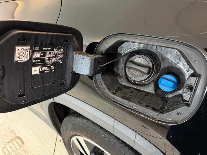 Mercedes-Benz GLA - H247 - GLA 180 d Business auto