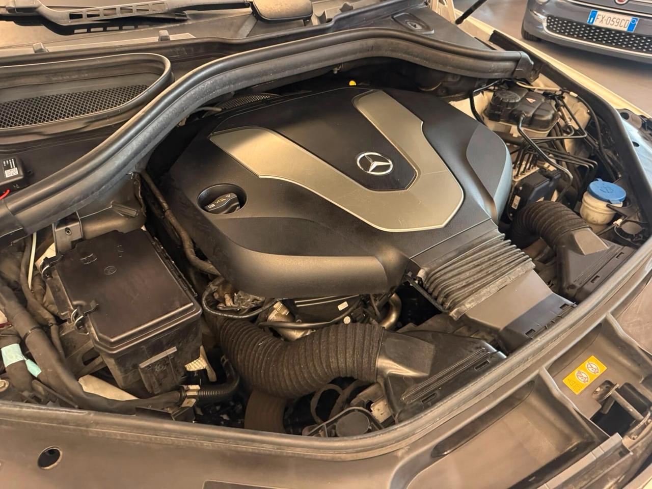 MERCEDES-BENZ GLE 350D 4MATIC PREMIUM UNIPRO