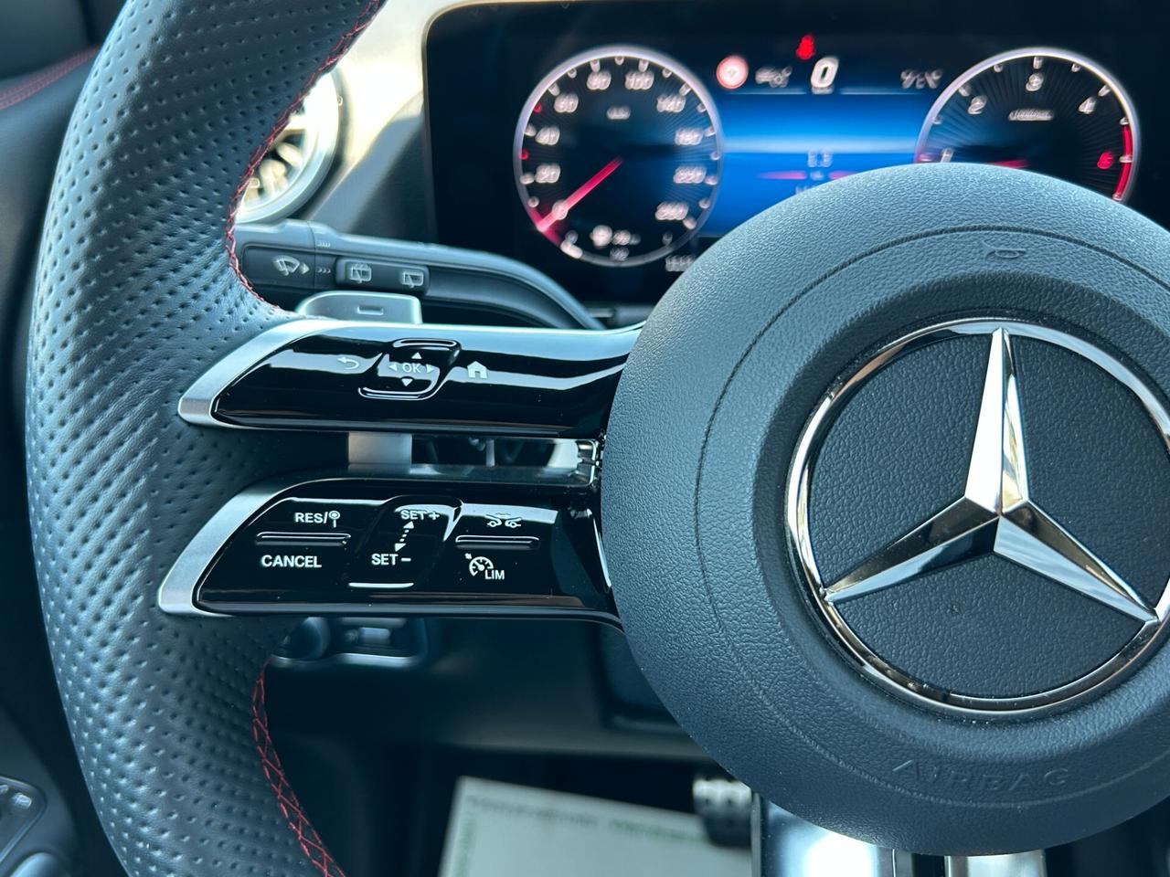 Mercedes-Benz GLA 200d AMG Line Premium auto