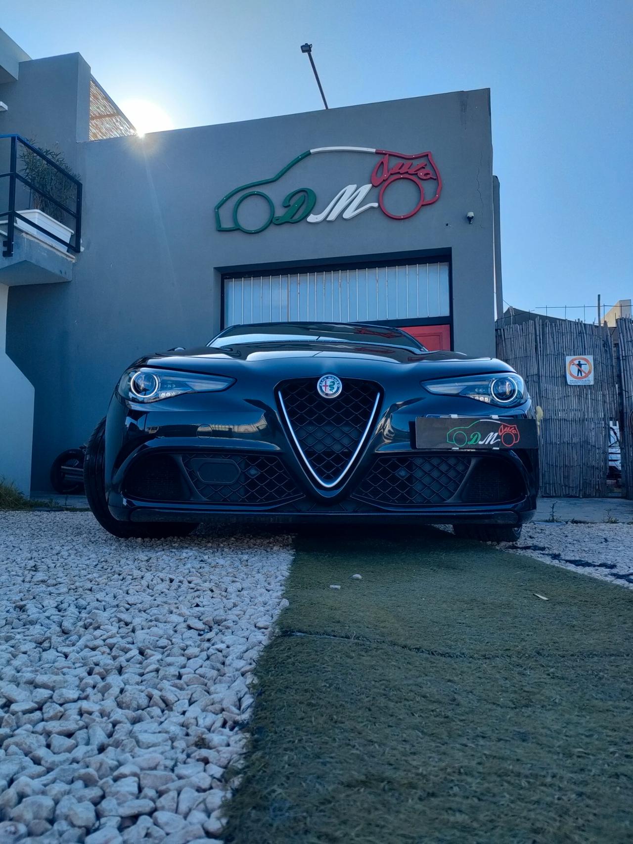 Alfa Romeo Giulia 2.9 T V6 Quadrifoglio