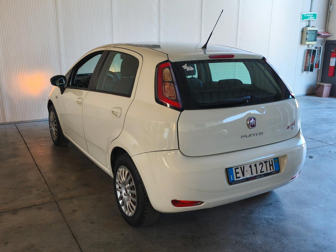 Fiat Punto 1.3 MJT 75 CV 5 porte