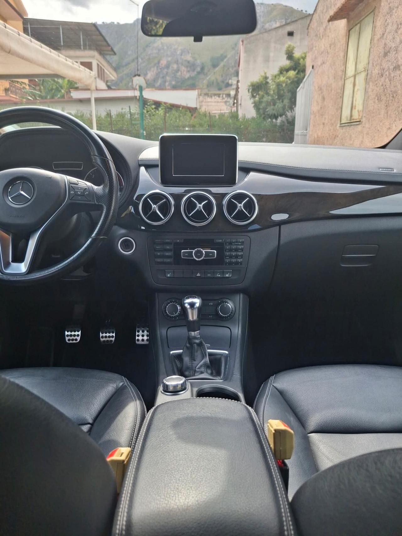 Mercedes-benz B 180 CDI BlueEFFICIENCY Premium