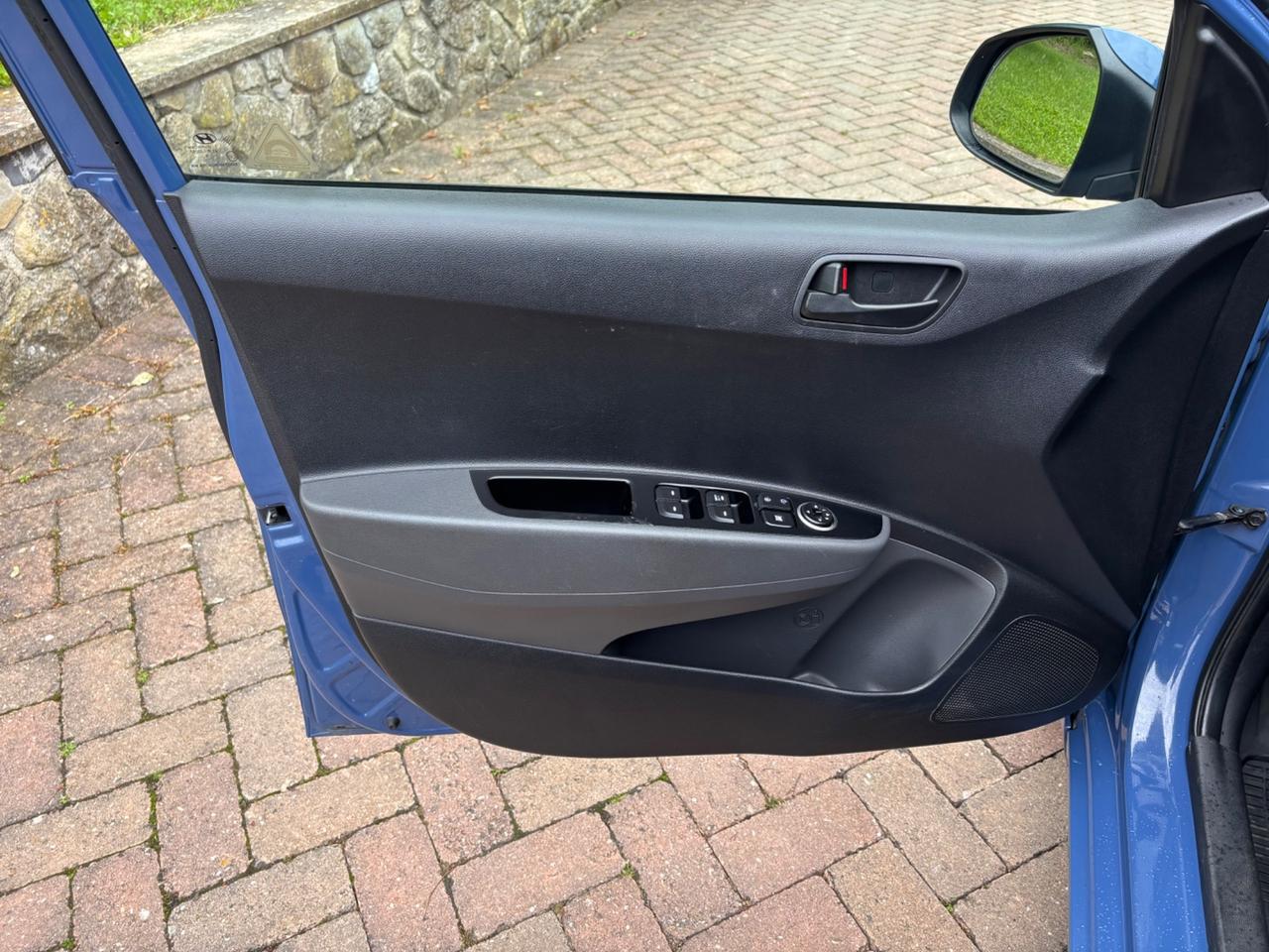 Hyundai i10 1.0 BENZINA 66 CV 5P
