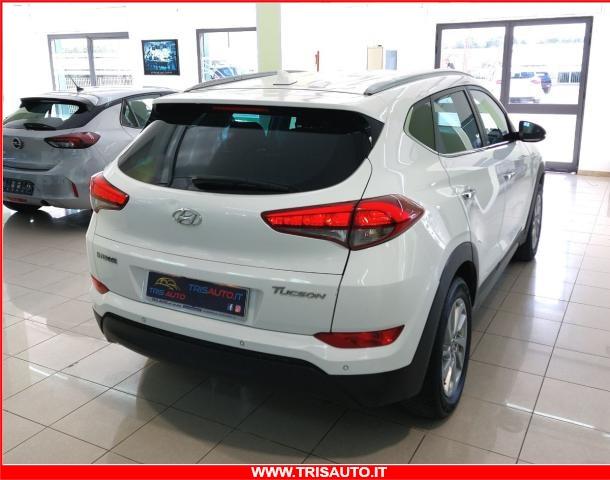 HYUNDAI Tucson 1.7 CRDI Xpossible (LUCI LED+NAVI)