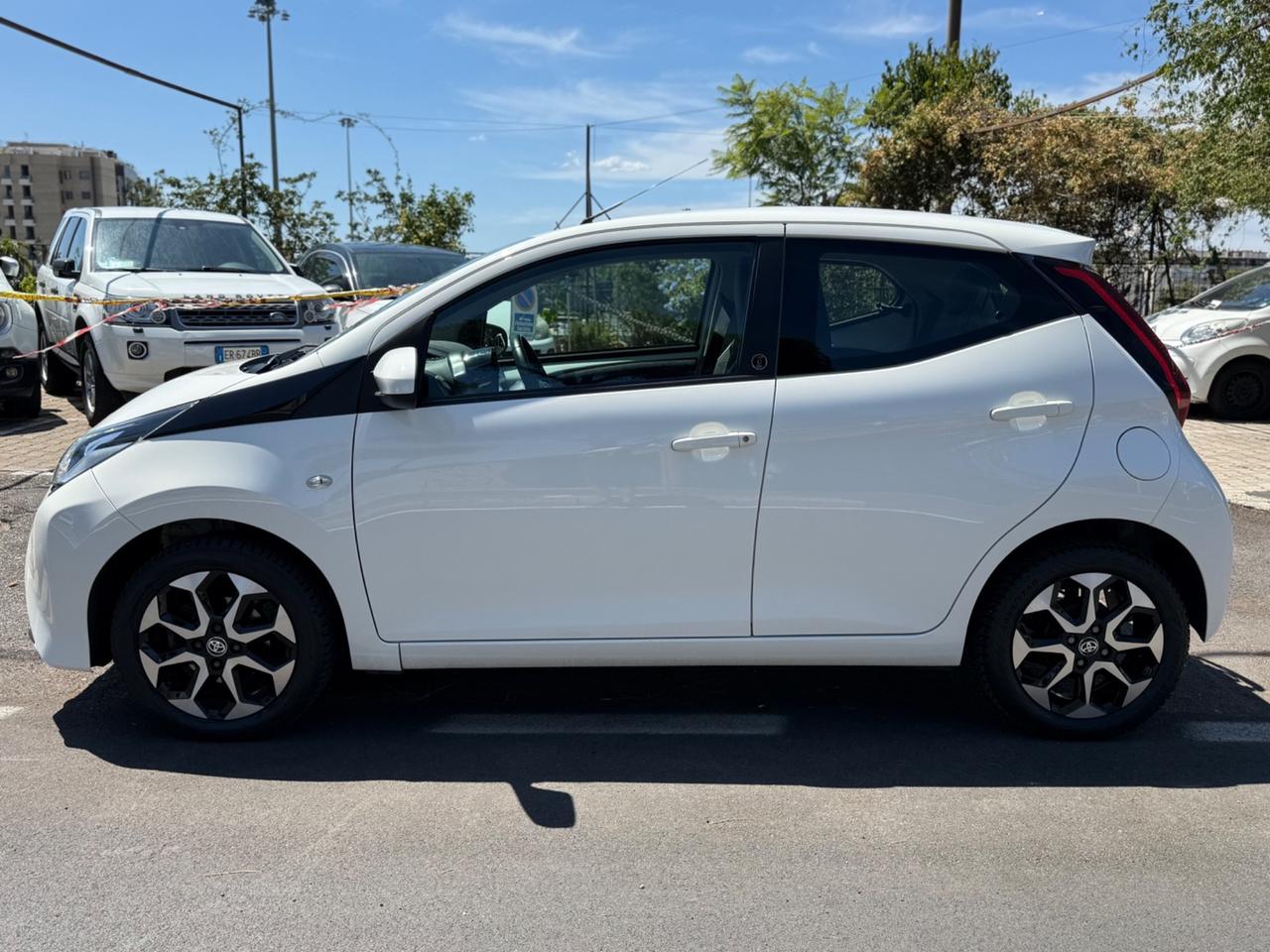 Toyota Aygo 1.0 VVT-i 72 CV 5 porte x-play Manuale