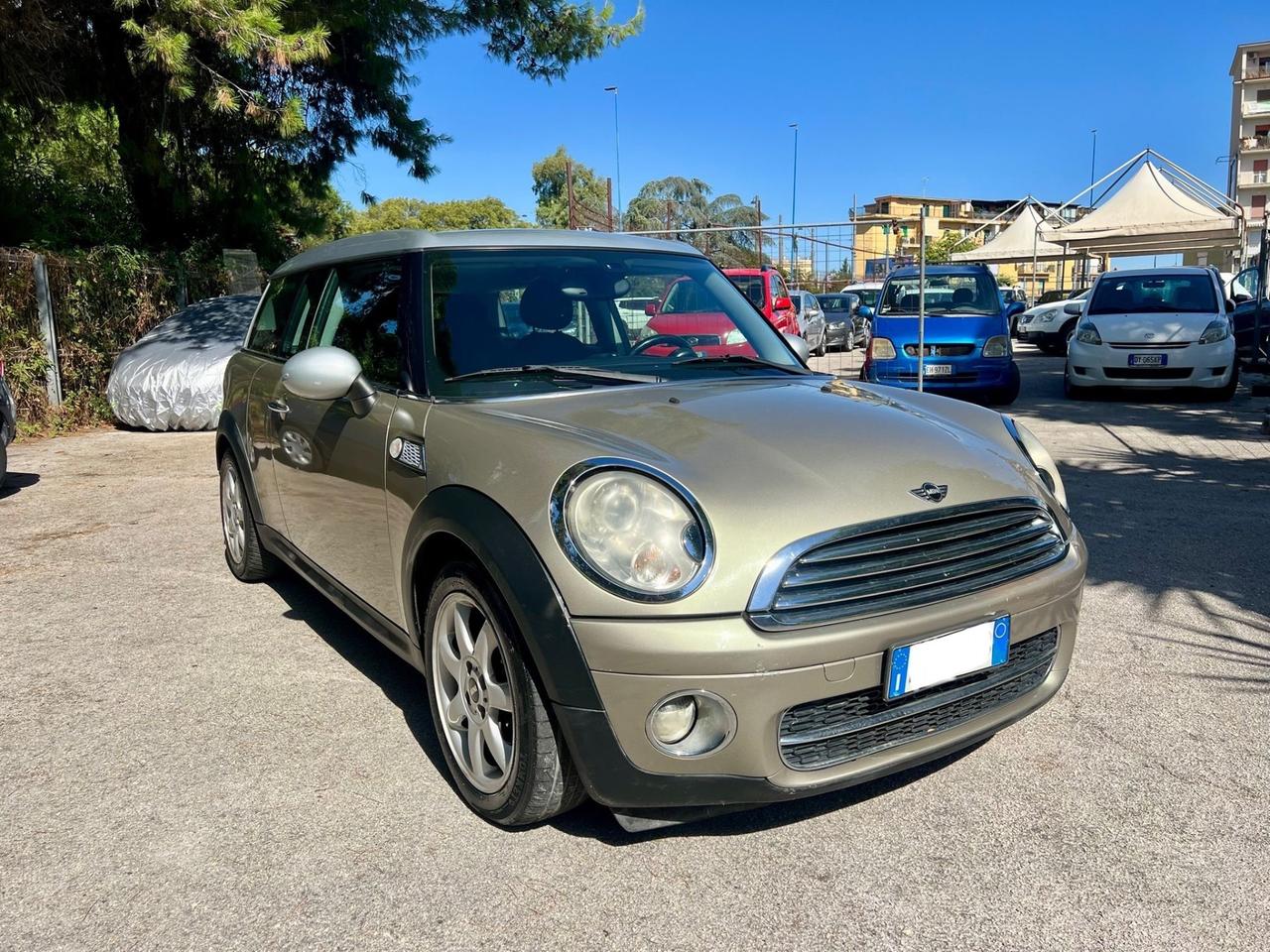 MINI COOPER D CLUBMAN 1.6 C/A - 2009