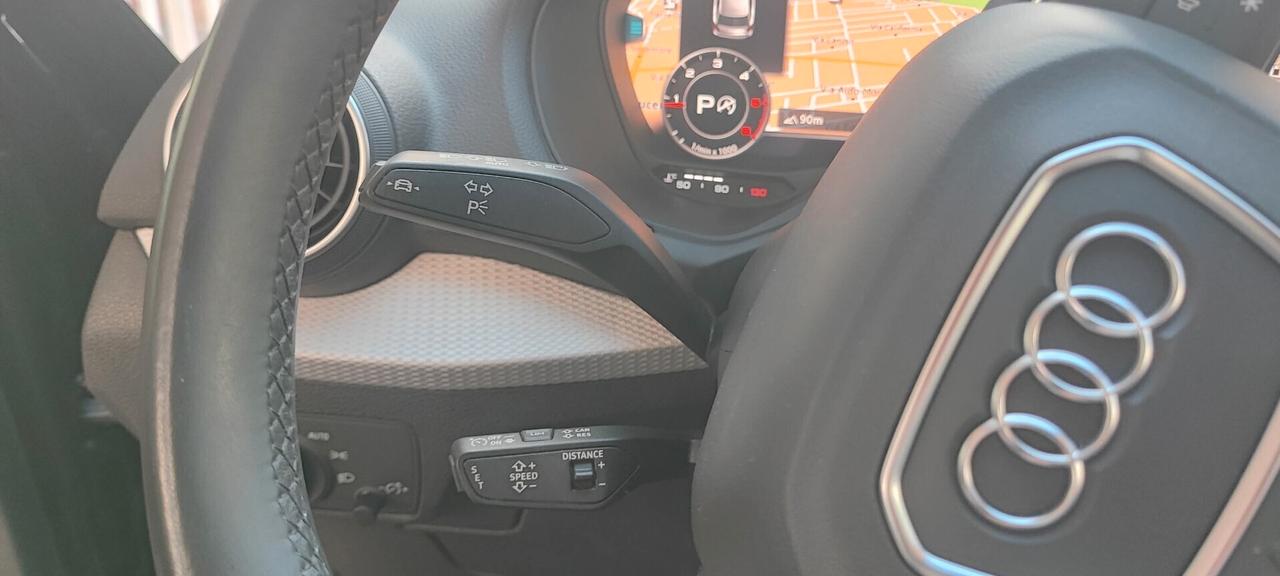 Audi Q2 30 TDI con led virtual cockpit 2022