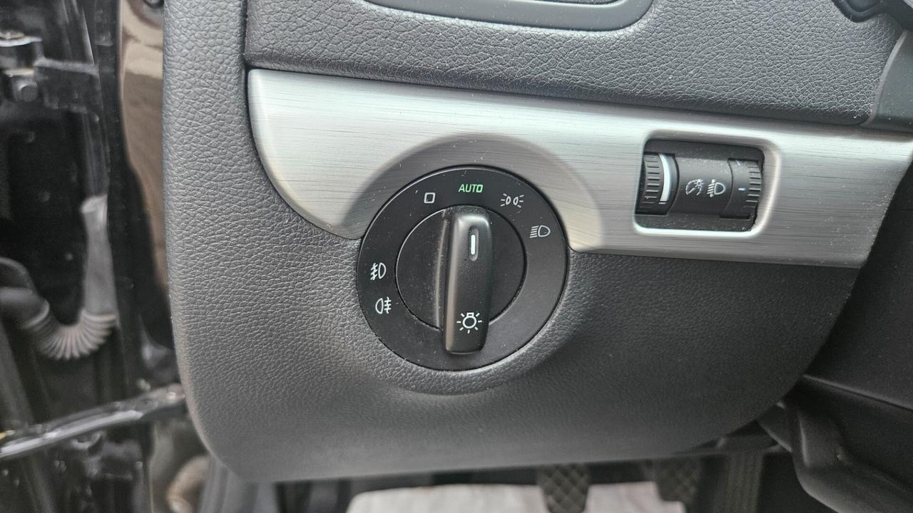 Skoda Yeti Outdoor 2.0 tdi Elegance 4x4 140cv GANCIO-SED.RISC