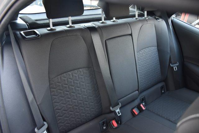 TOYOTA Corolla 1.8 Hybrid Business *Navigatore*