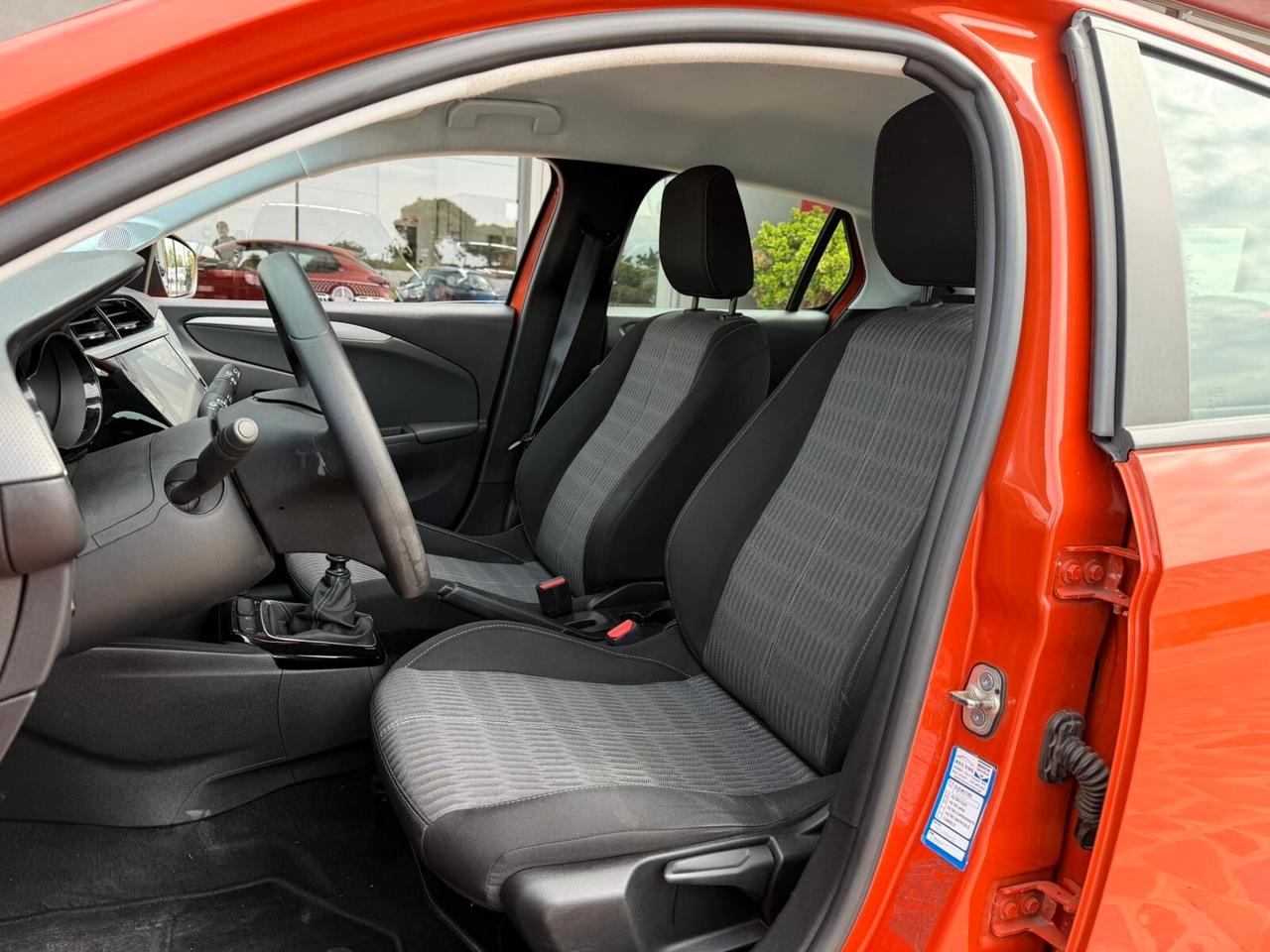 Opel Corsa 1.5 D - LEGGERE