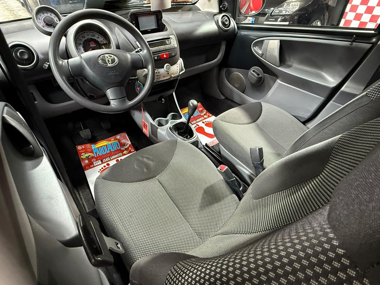 Toyota Aygo 1.0 68cv Connect - 2011