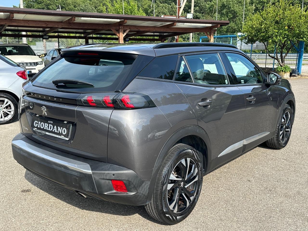 Peugeot 2008 BlueHDi 100 S&S Allure