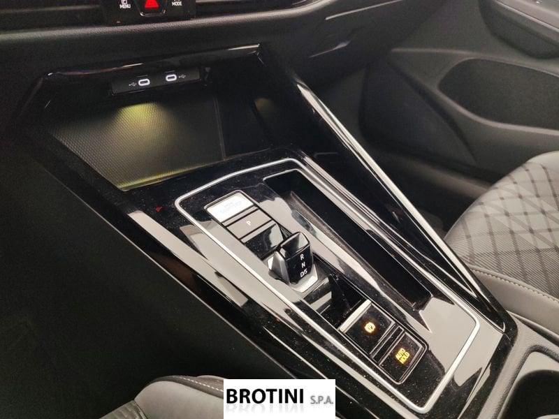 Volkswagen Golf 1.5 eTSI EVO ACT 96kW R-Line DSG