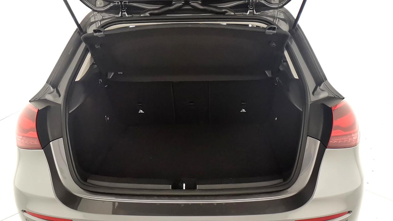 Mercedes-Benz Classe A - W177 2023 - A 180 d Progressive Advanced Plus aut