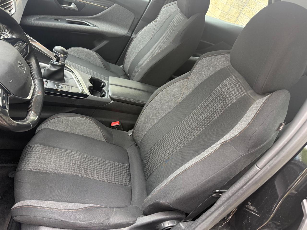 Peugeot 3008 BlueHDi 130 S&S Allure