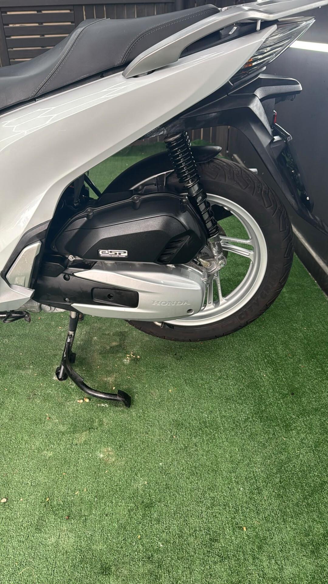 Honda SH 125 SPORT